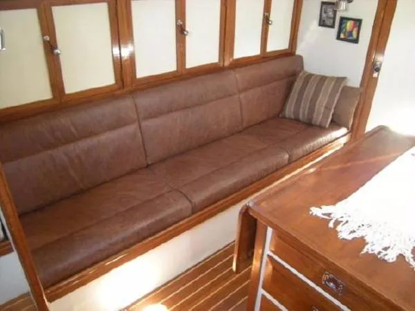 Slide: The Image of Shannon Sailboat 1981 - 6