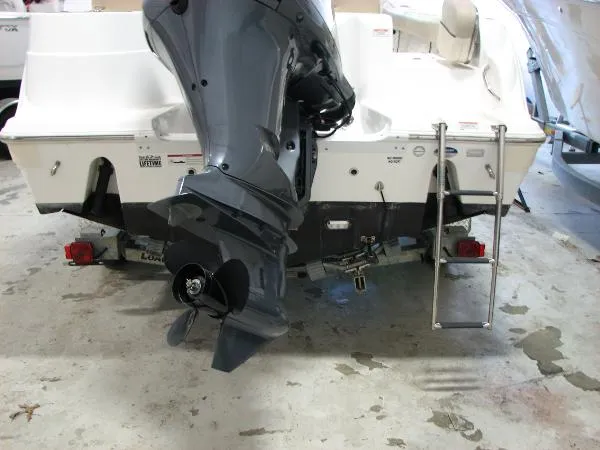 Slide: The Image of Sea Fox 246 Commander 2015 - 10