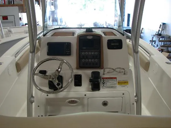 Slide: The Image of Sea Fox 246 Commander 2015 - 2