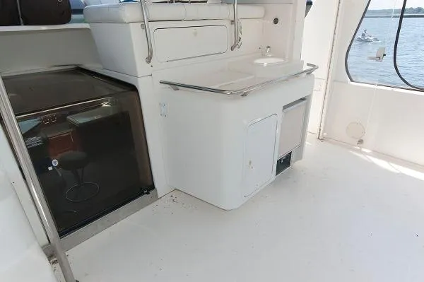 Slide: The Image of Sea Ray 420 Aft Cabin 1998 - 9