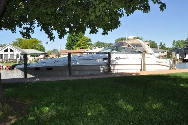 Slide: The Image of Sea Ray 410 Express Cruiser 2001 - 0
