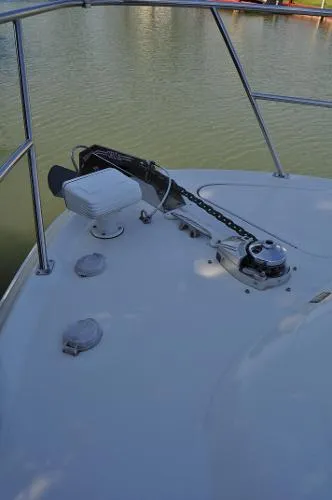 Slide: The Image of Sea Ray 410 Express Cruiser 2001 - 6