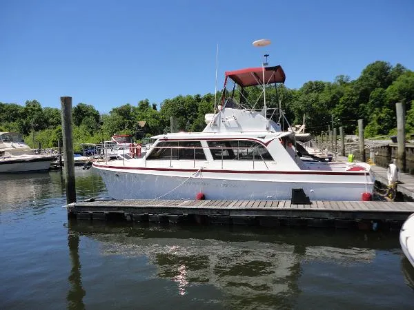 Slide: The Image of Hatteras Sedan Cruiser 1964 - 0