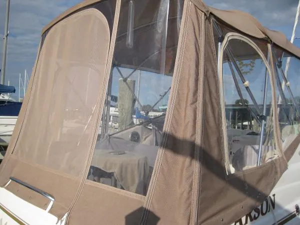 Slide: The Image of Larson Cabrio 240 2004 - 2