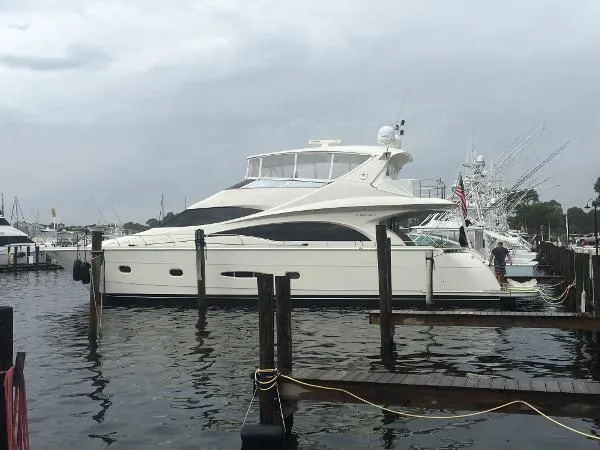 Slide: The Image of Marquis 65 Motoryacht 2006 - 5