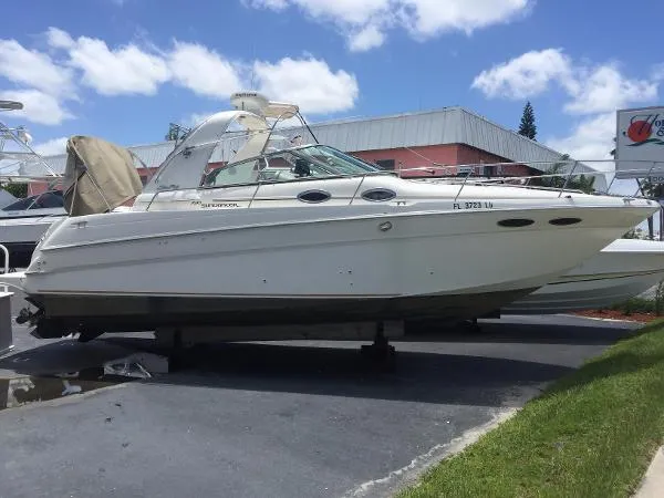 Slide: The Image of Sea Ray Sundancer 2001 - 0