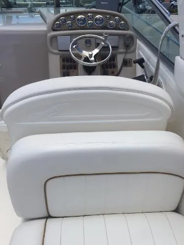 Slide: The Image of Sea Ray Sundancer 2001 - 2