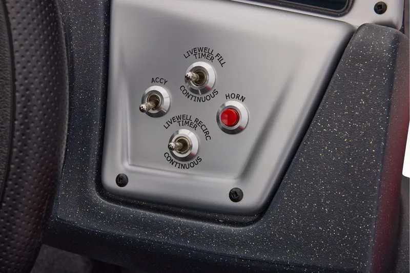 Slide: The Image of Tracker Pro Team 190 2026 - 58