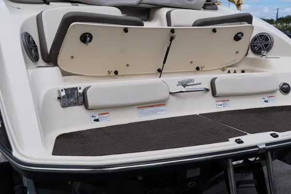 Slide: The Image of Yamaha 242 Limited 2014 - 4