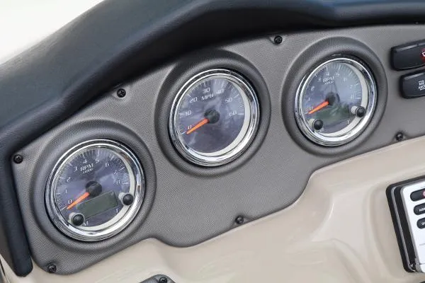 Slide: The Image of Yamaha 242 Limited 2014 - 8