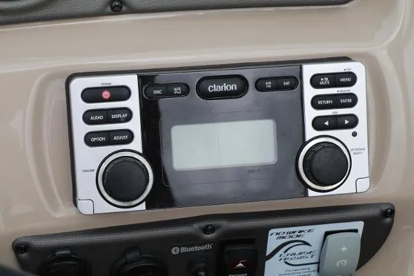 Slide: The Image of Yamaha 242 Limited 2014 - 9
