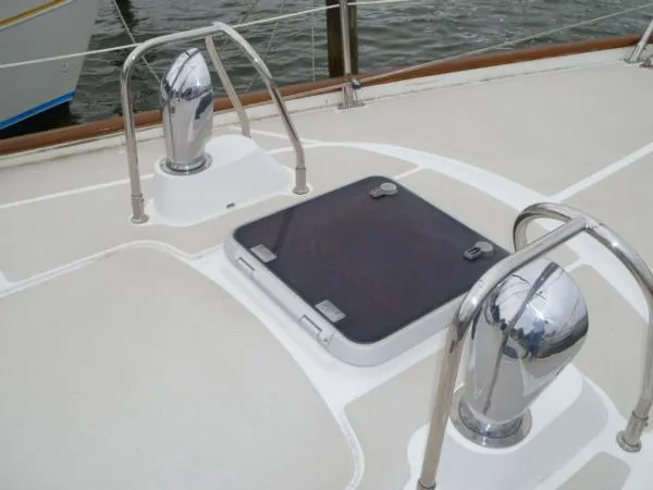 Slide: The Image of Ta Shing Taswell 49S Center Cockpit 1996 - 7