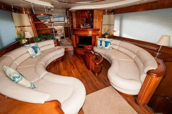 Slide: The Image of Azimut 70 Sea Jet 1999 - 1