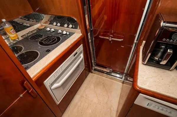Slide: The Image of Azimut 70 Sea Jet 1999 - 7