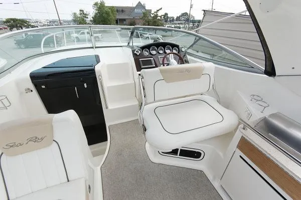 Slide: The Image of Sea Ray 310 Sundancer 2010 - 7