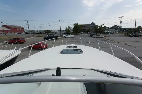 Slide: The Image of Sea Ray 310 Sundancer 2010 - 9