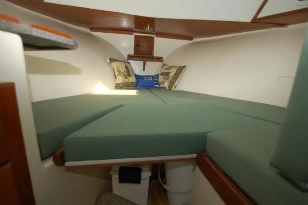 Slide: The Image of Albin 27 Sport Cruiser Express 1986 - 7