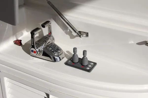 Slide: The Image of Marquis 65 Motor Yacht Skylounge 2006 - 3