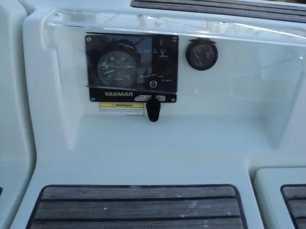 Slide: The Image of Beneteau 373 2005 - 8