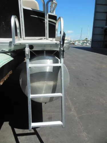 Slide: The Image of GODFREY MARINE 2086 Sweetwater 2011 - 5