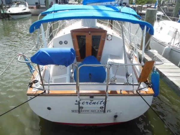Slide: The Image of Island Packet 26 MK II Cutter 1982 - 3