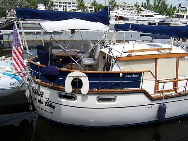 Slide: The Image of Nauticat 33 Ketch 1986 - 11