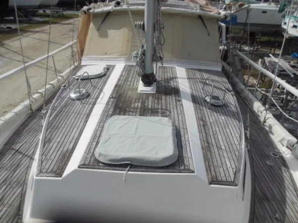 Slide: The Image of Nauticat 33 Ketch 1986 - 9