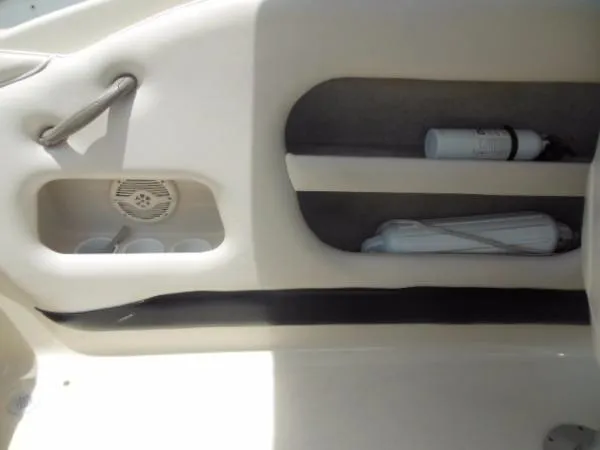 Slide: The Image of Crownline Boats 215 CCR 2001 - 8