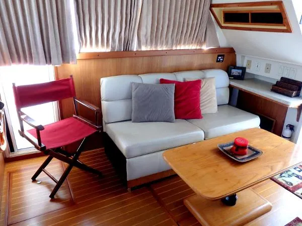 Slide: The Image of Mainship 350/390 Trawler 1999 - 3
