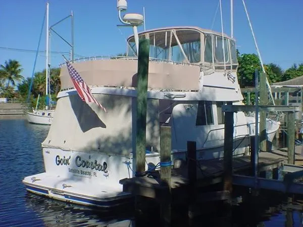 Slide: The Image of Mainship 350/390 Trawler 1999 - 9