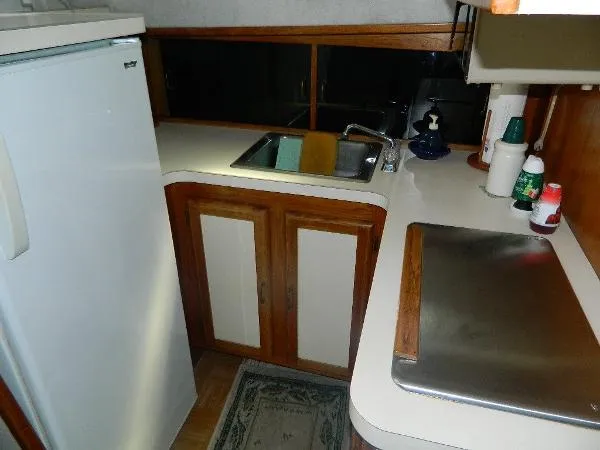 Slide: The Image of Mainship Aft CAbin 1987 - 9