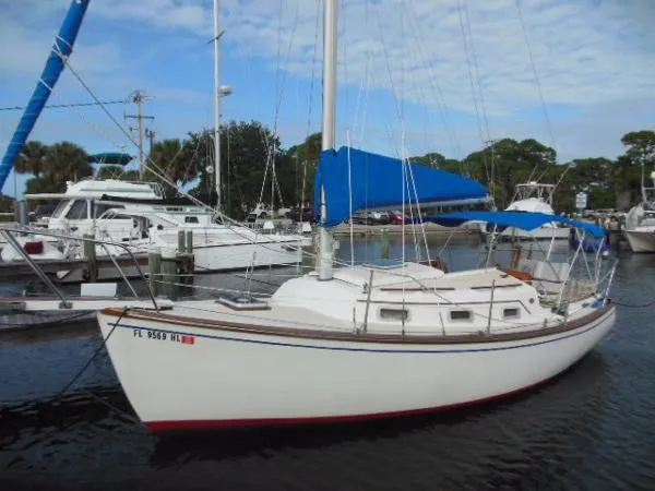 Slide: The Image of Island Packet 26 MK II Cutter 1982 - 0
