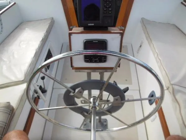 Slide: The Image of Island Packet 26 MK II Cutter 1982 - 4