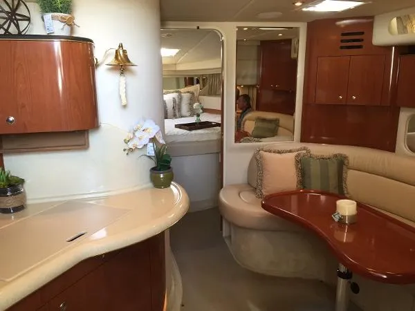 Slide: The Image of Sea Ray 380 Sundancer 2002 - 2