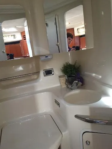 Slide: The Image of Sea Ray 380 Sundancer 2002 - 7