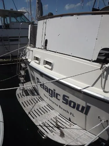 Slide: The Image of Hatteras Double Cabin Motor Yacht 1974 - 2