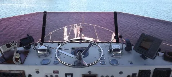 Slide: The Image of Hatteras Double Cabin Motor Yacht 1974 - 5