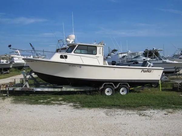 Slide: The Image of Parker Marine 2520 1999 - 0