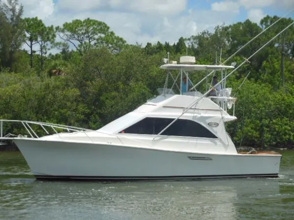 Slide: The Image of Ocean Yachts 35 SS 1989 - 0
