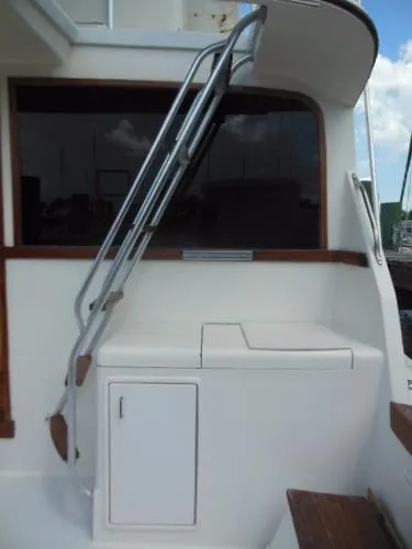 Slide: The Image of Ocean Yachts 35 SS 1989 - 5