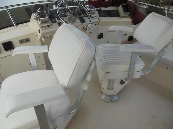 Slide: The Image of Californian Motor Yacht 1988 - 4
