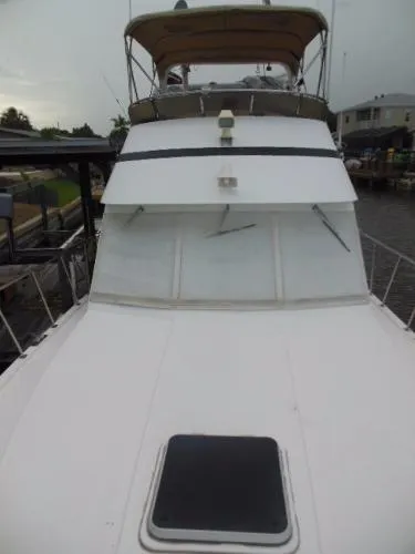 Slide: The Image of Nova Heritage East 36 Sundeck Trawler 1988 - 4