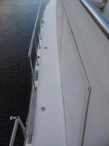 Slide: The Image of Nova Heritage East 36 Sundeck Trawler 1988 - 5