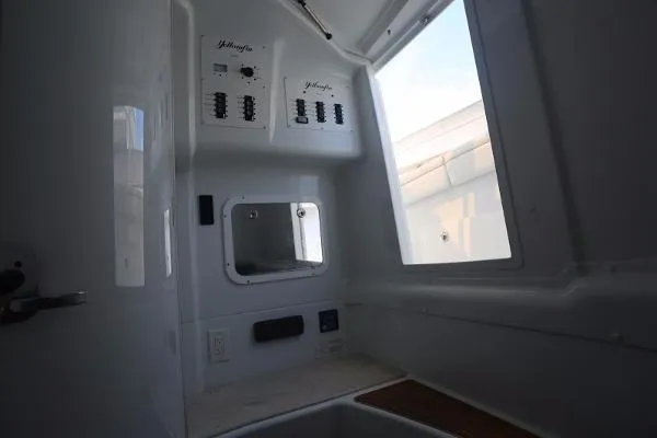 Slide: The Image of Yellowfin Center Console 2015 - 2