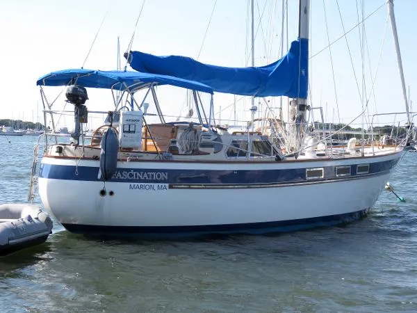 Slide: The Image of CORBIN 39 Pilothouse Cutter 1984 - 10