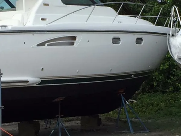 Slide: The Image of Tiara 3600 Sovran 2004 - 7
