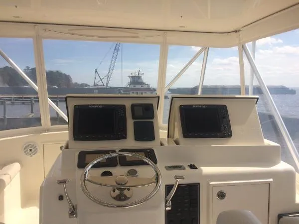 Slide: The Image of Albemarle 410 Convertible 2007 - 10