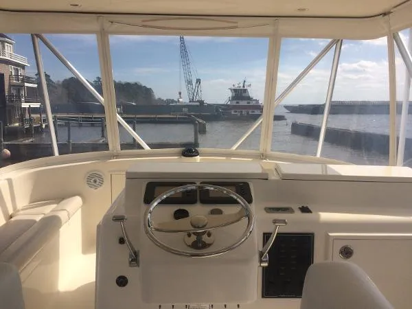 Slide: The Image of Albemarle 410 Convertible 2007 - 11