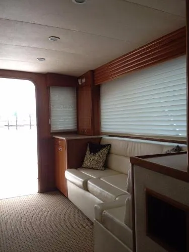 Slide: The Image of Albemarle 410 Convertible 2007 - 4