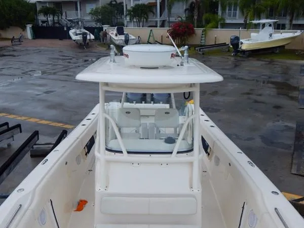 Slide: The Image of Pursuit 310 Center Console 2013 - 11